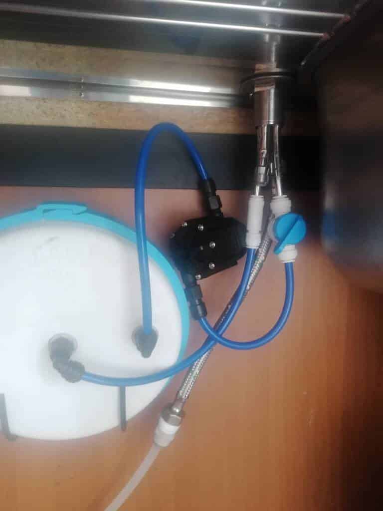Installazione JUMBO J1 in un camper